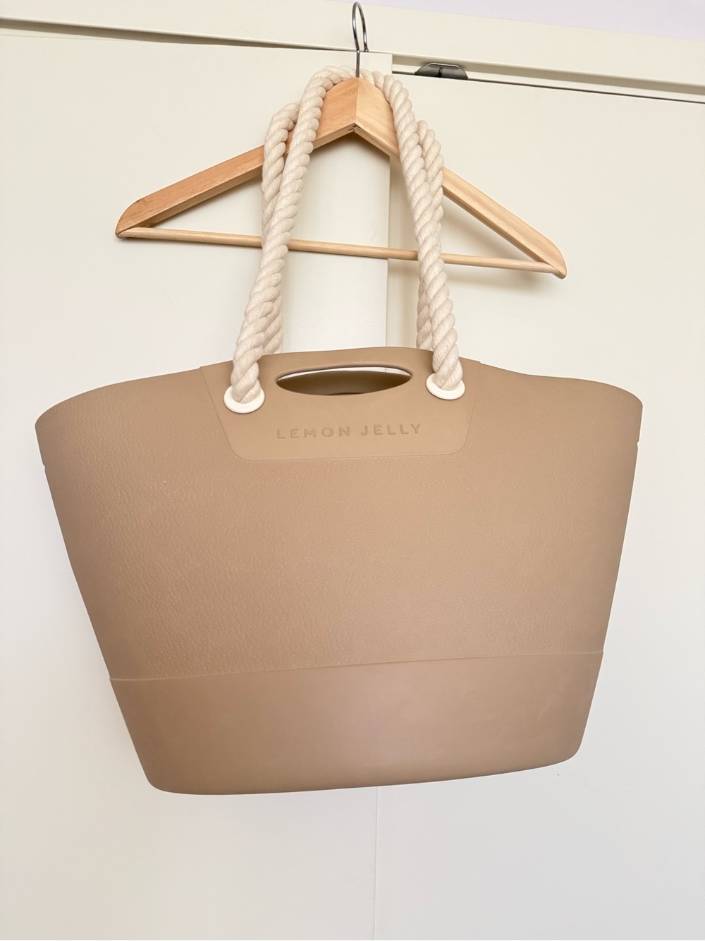 Lemonjelly Splashbag in Desert with Rope Handles EVA Beach Tote Bag NWOT - Picture 3 of 8